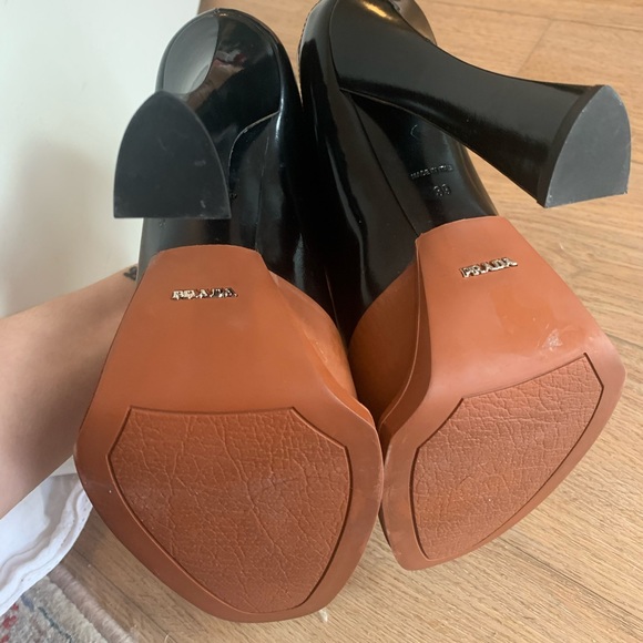 NEW Trendy Authentic Prada Platforms - size EU 39 - Picture 2 of 3